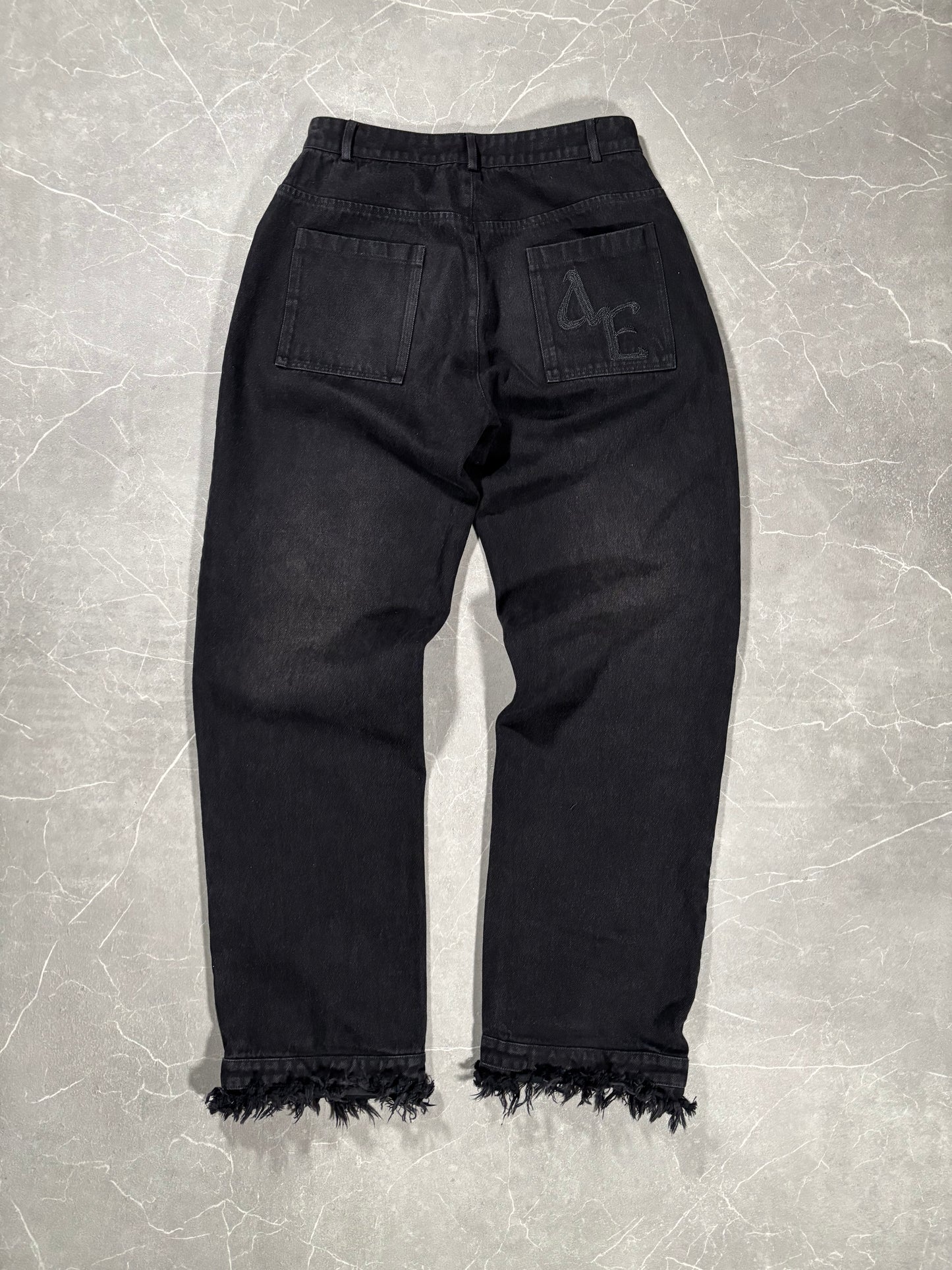 WASHED BLACK DENIM JEANS